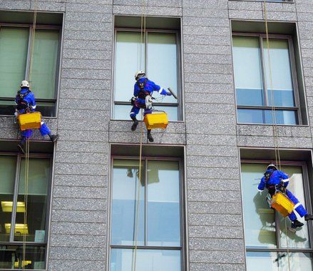 limpiarfachadasdeedificiosenvalladolid 578w